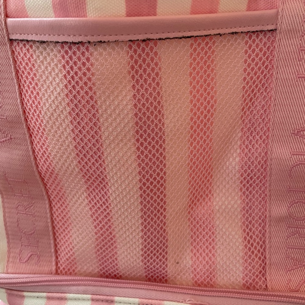Victoria's Secret Pink and White Striped Tote new without tags - Picture 4 of 11